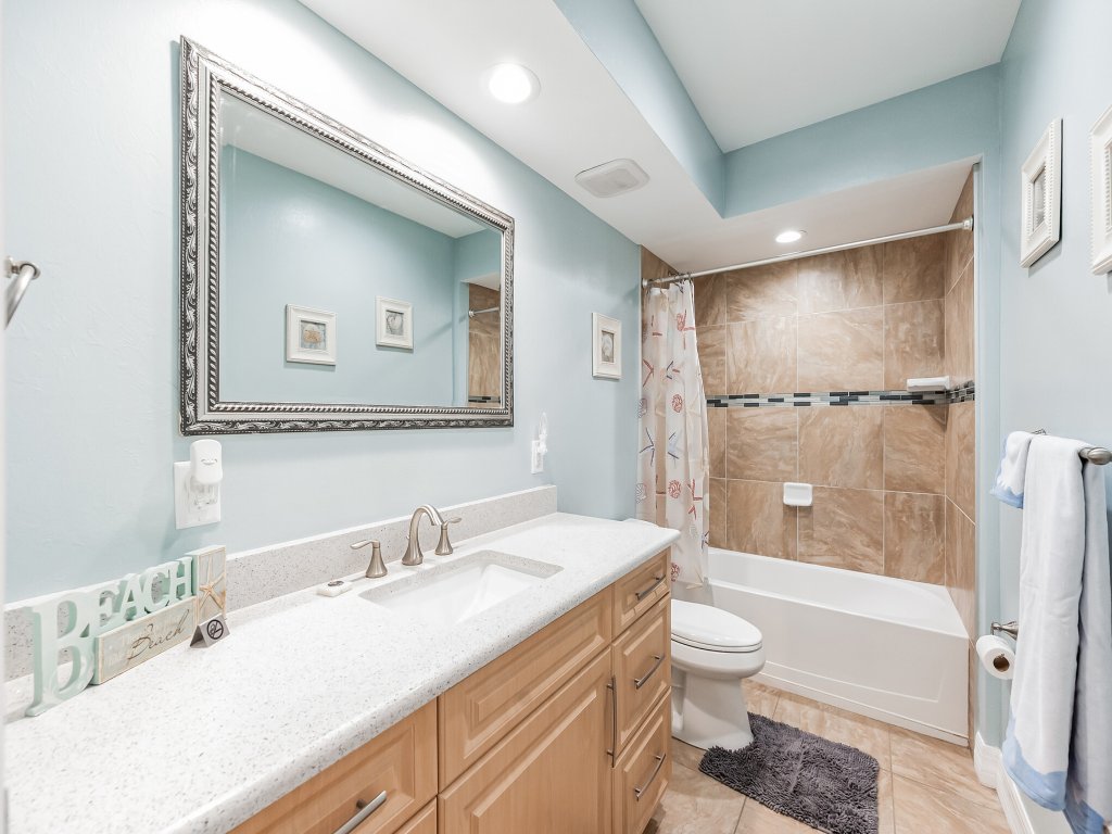 Sandcastles of Marco Island Waterfront Private Pool Vacation Rental in Marco Island - RedAwning