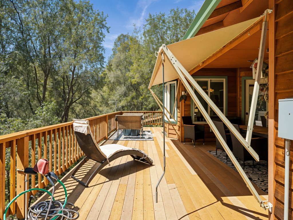 The Nut House - Lovely Home with Hot Tub Vacation Rental in California - RedAwning