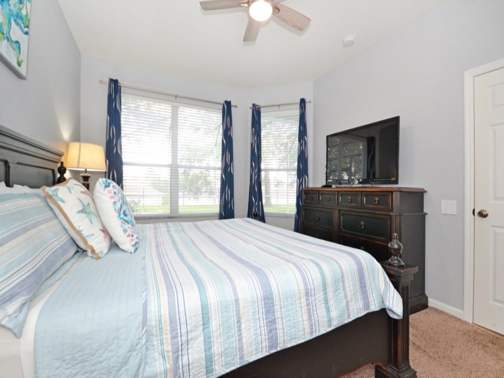 Under The Sea Villa Vacation Rental in Kissimmee - RedAwning
