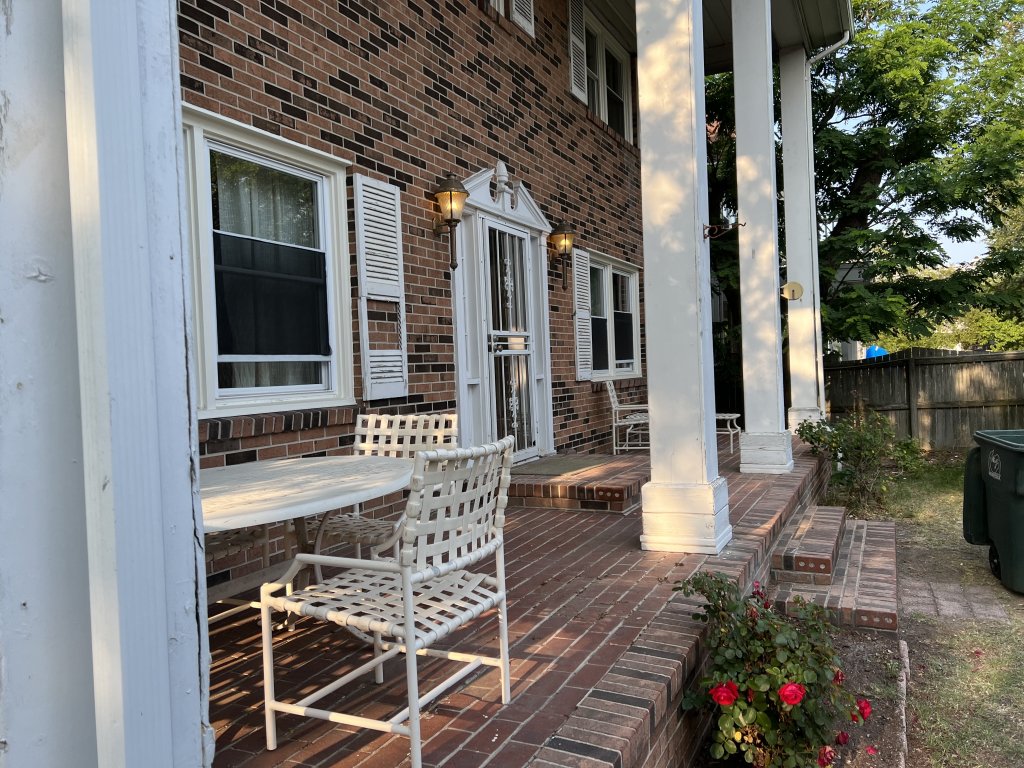 Water Front Oasis Vacation Rental in Norfolk - RedAwning