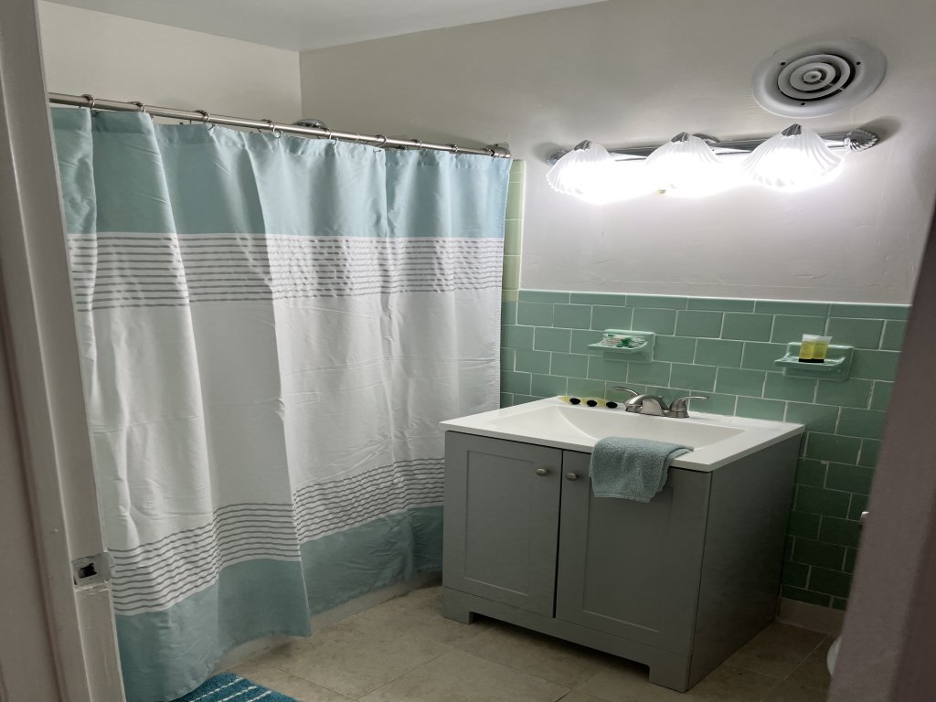 Water Front Oasis Vacation Rental in Norfolk - RedAwning