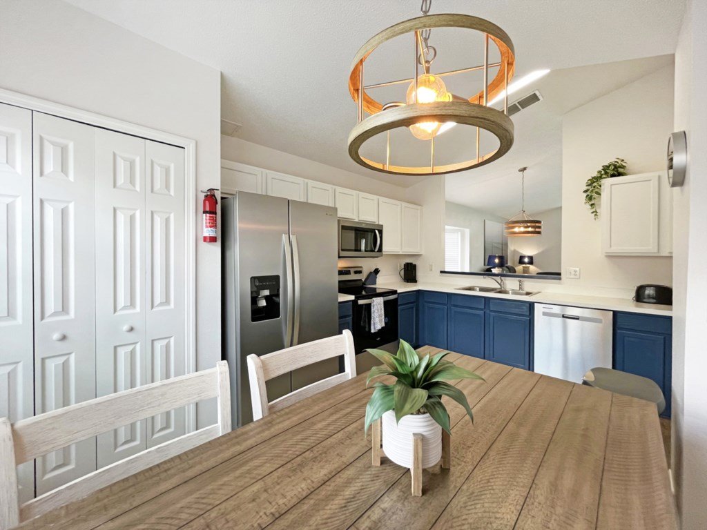 Holborn Delight Vacation Rental in Davenport - RedAwning