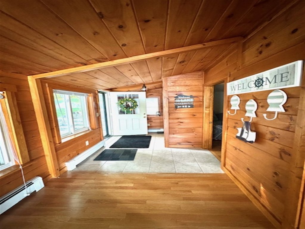 ANNABESSACOOK RETREAT LIMIT 8 Vacation Rental in Maine - RedAwning