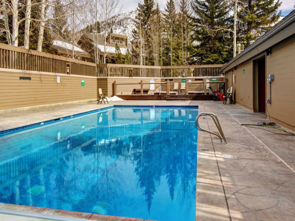 Deer Valley Adventure Retreat with Free Ski Shuttle 1791 Vacation Rental in Park City - RedAwning
