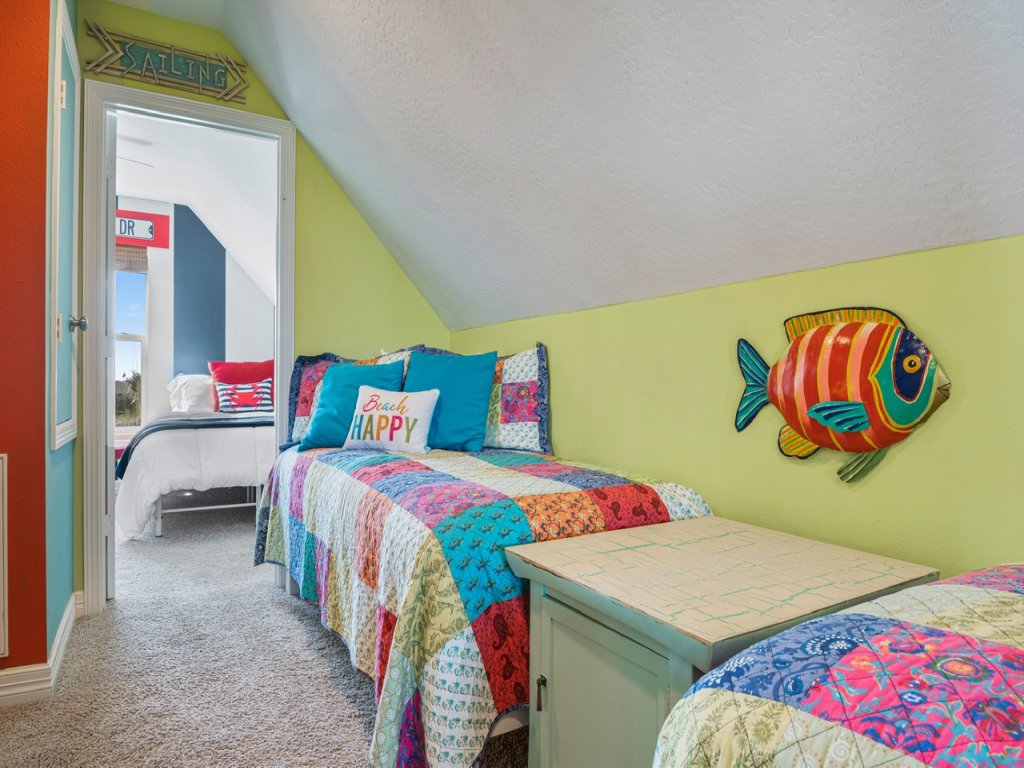 The Lazy Lobster Vacation Rental in Texas - RedAwning