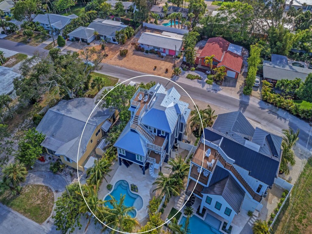 Casa Amiga Vacation Rental in Anna Maria - RedAwning
