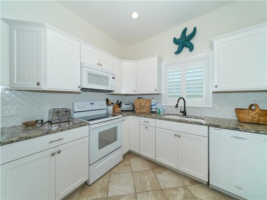 FootPrints in the Sand Vacation Rental in Holmes Beach - RedAwning