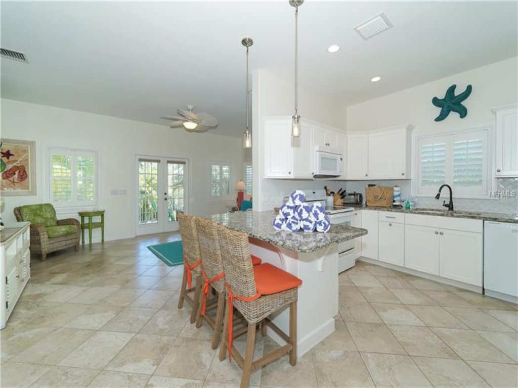 FootPrints in the Sand Vacation Rental in Holmes Beach - RedAwning