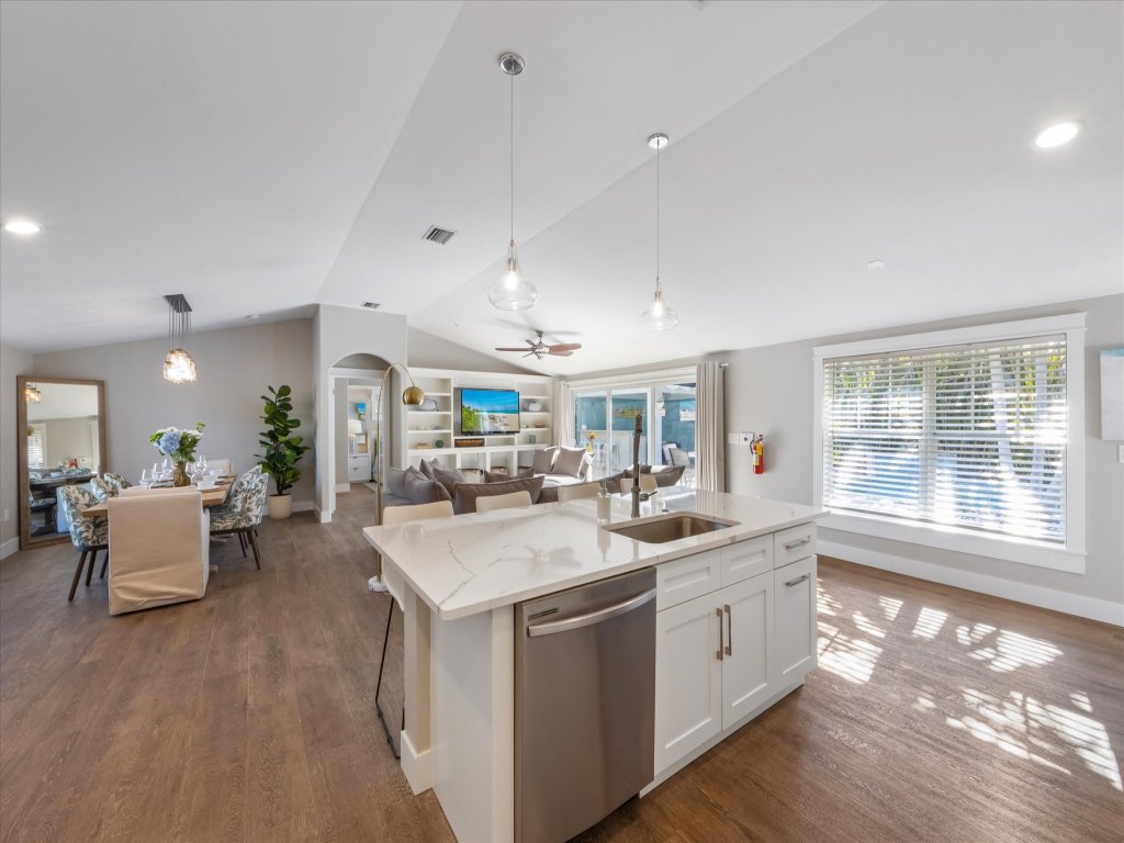 Conch Out Beach House Vacation Rental in Holmes Beach - RedAwning