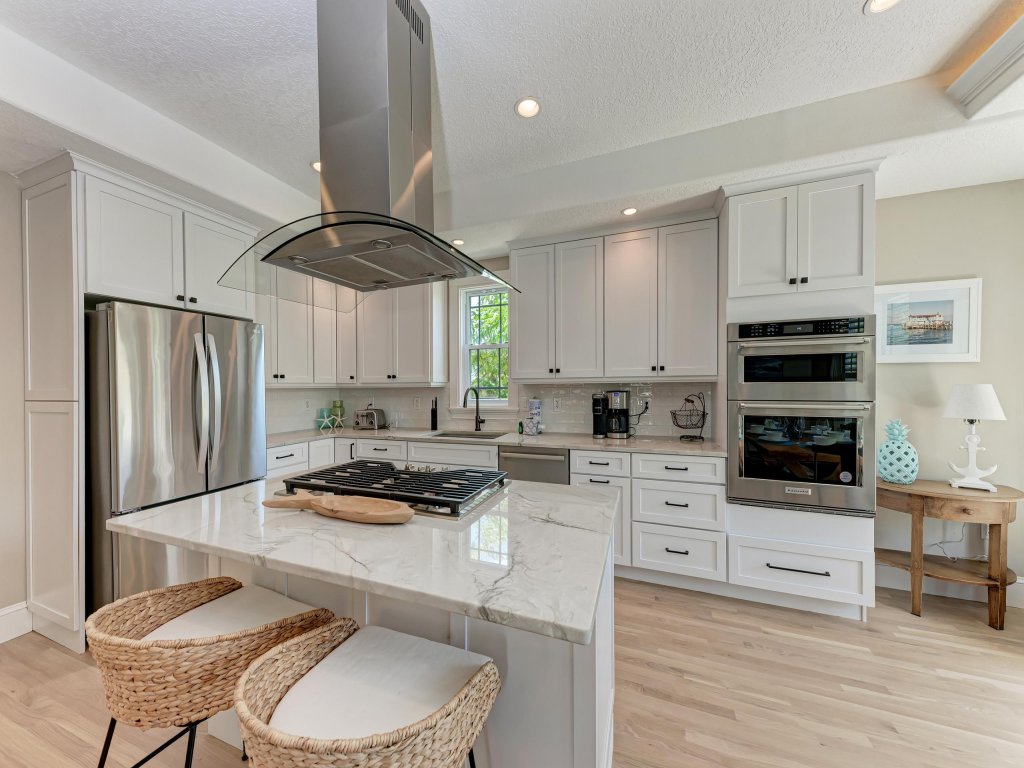 Once Upon a Tide Vacation Rental in Anna Maria - RedAwning
