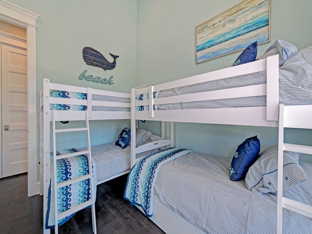 Vitamin Sea Vacation Rental in Anna Maria - RedAwning