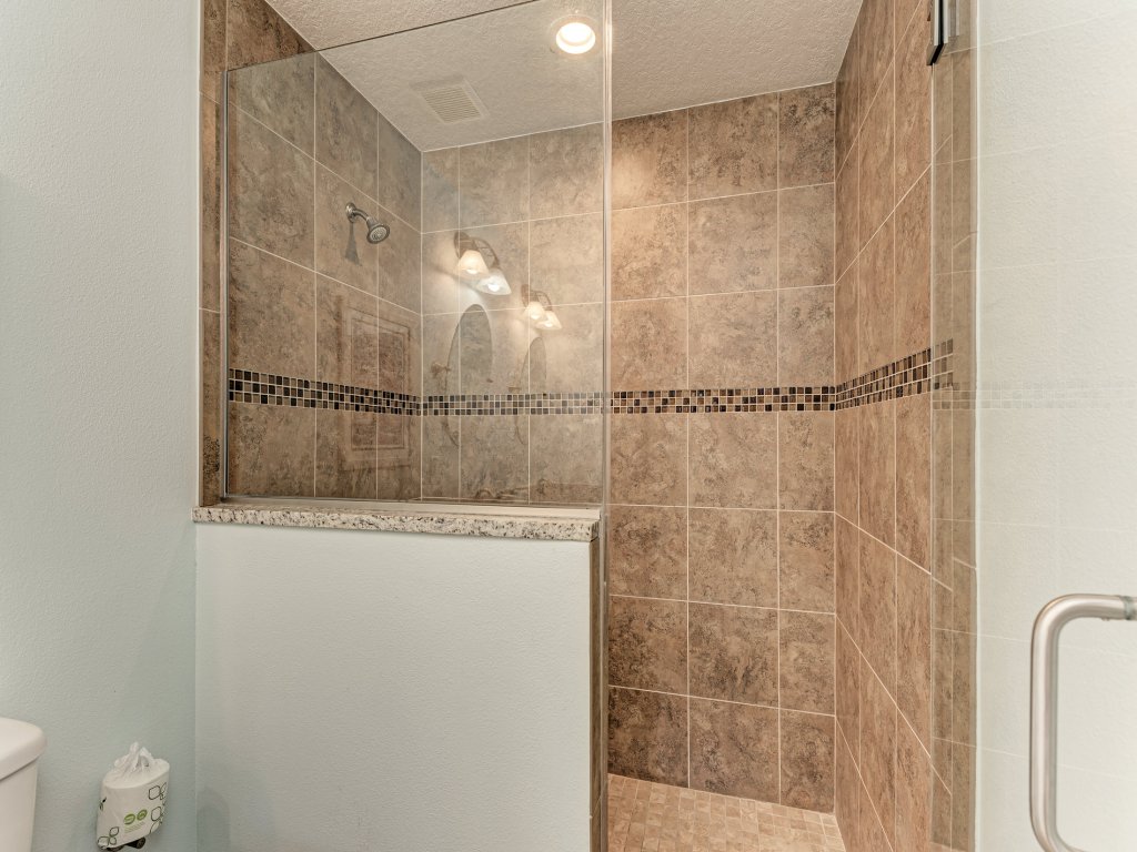 Starfish Cove Vacation Rental in Holmes Beach - RedAwning