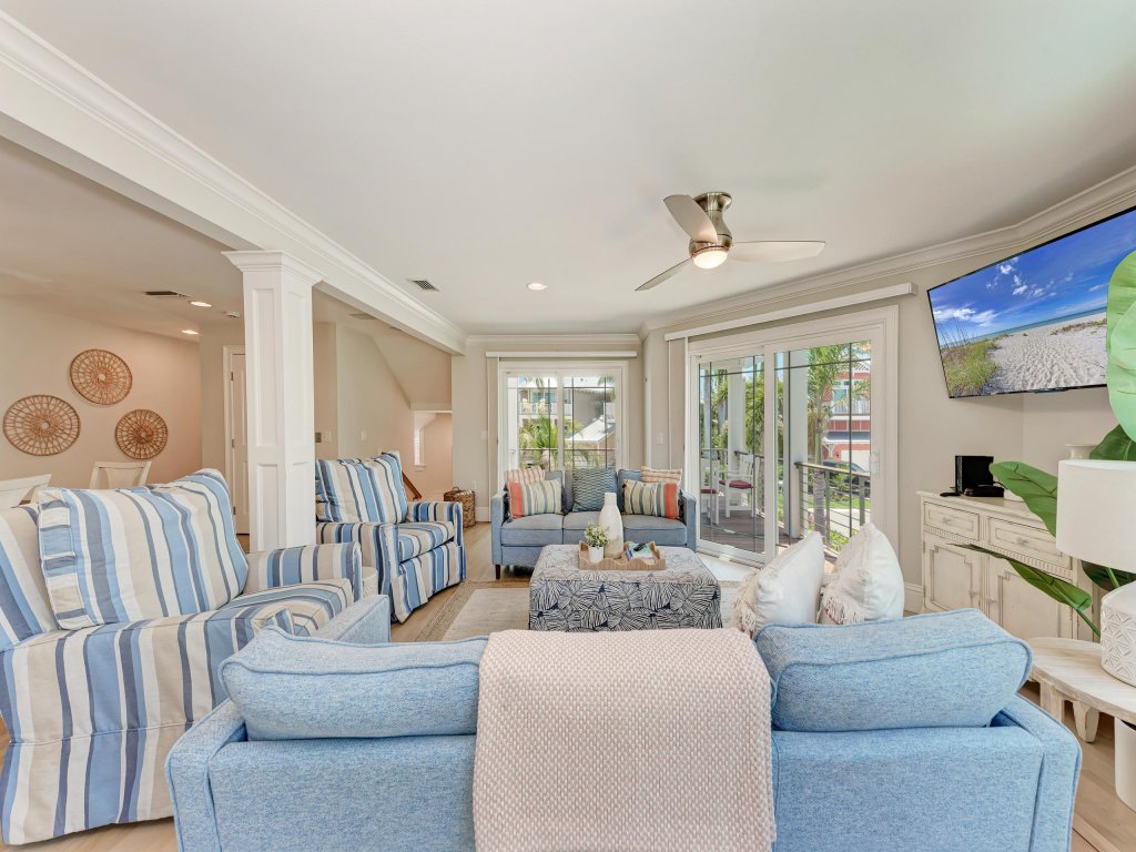 Chasing Sunsets Vacation Rental in Bradenton Beach - RedAwning