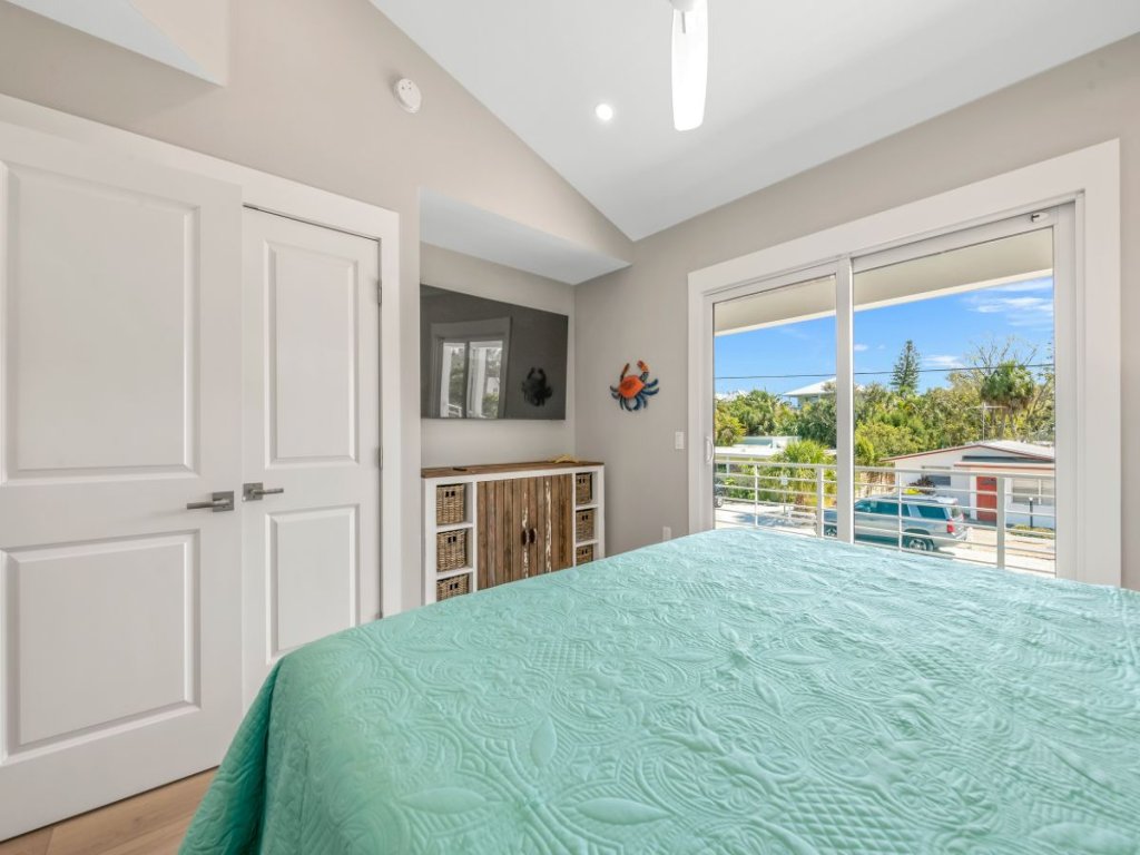 Gulf Shore Retreat Vacation Rental in Anna Maria - RedAwning
