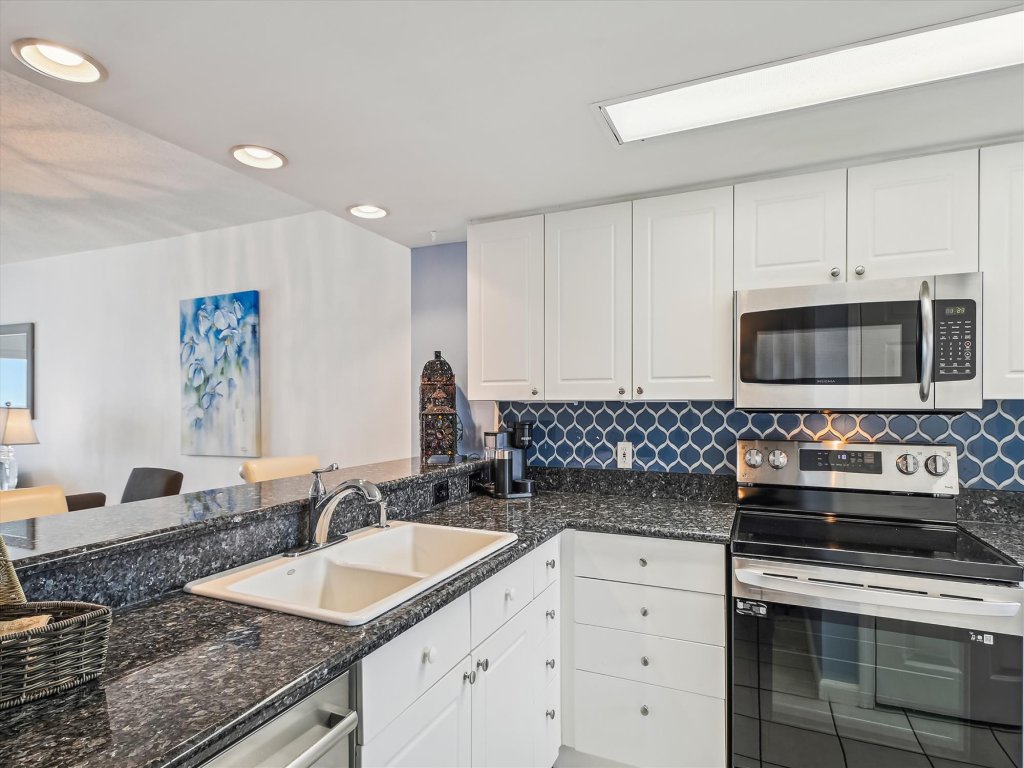 Recently renovated 2 bedroom/2 bath on 7th floor! Vacation Rental in Fort Walton Beach - RedAwning