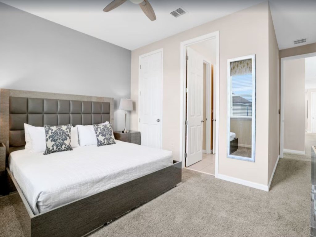 Beautiful Pool Villa with Spa and Game Room Vacation Rental in Kissimmee - RedAwning