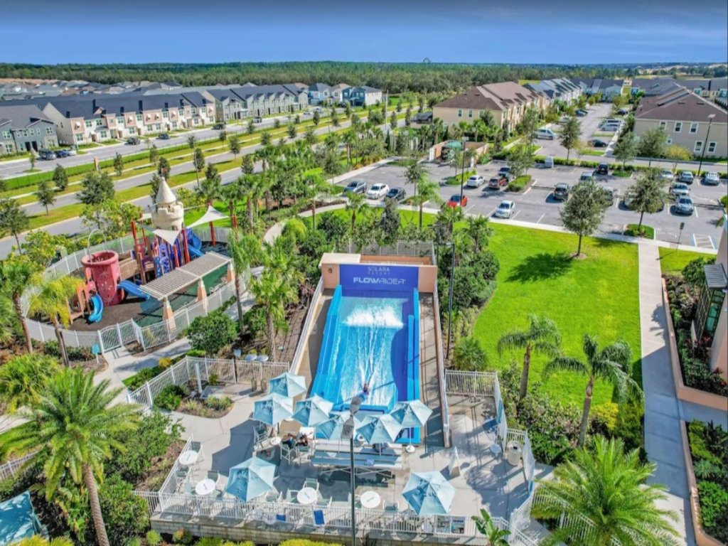 Beautiful Pool Villa with Spa and Game Room Vacation Rental in Kissimmee - RedAwning