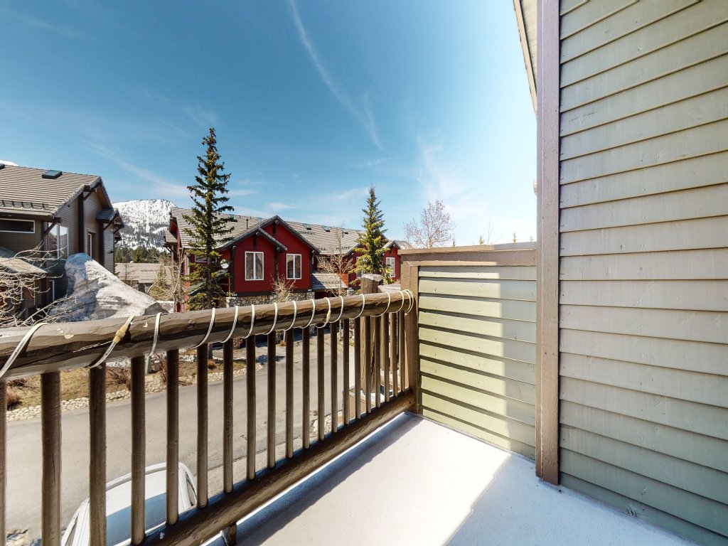 Snowcreek V #784 Vacation Rental in Mammoth Lakes - RedAwning