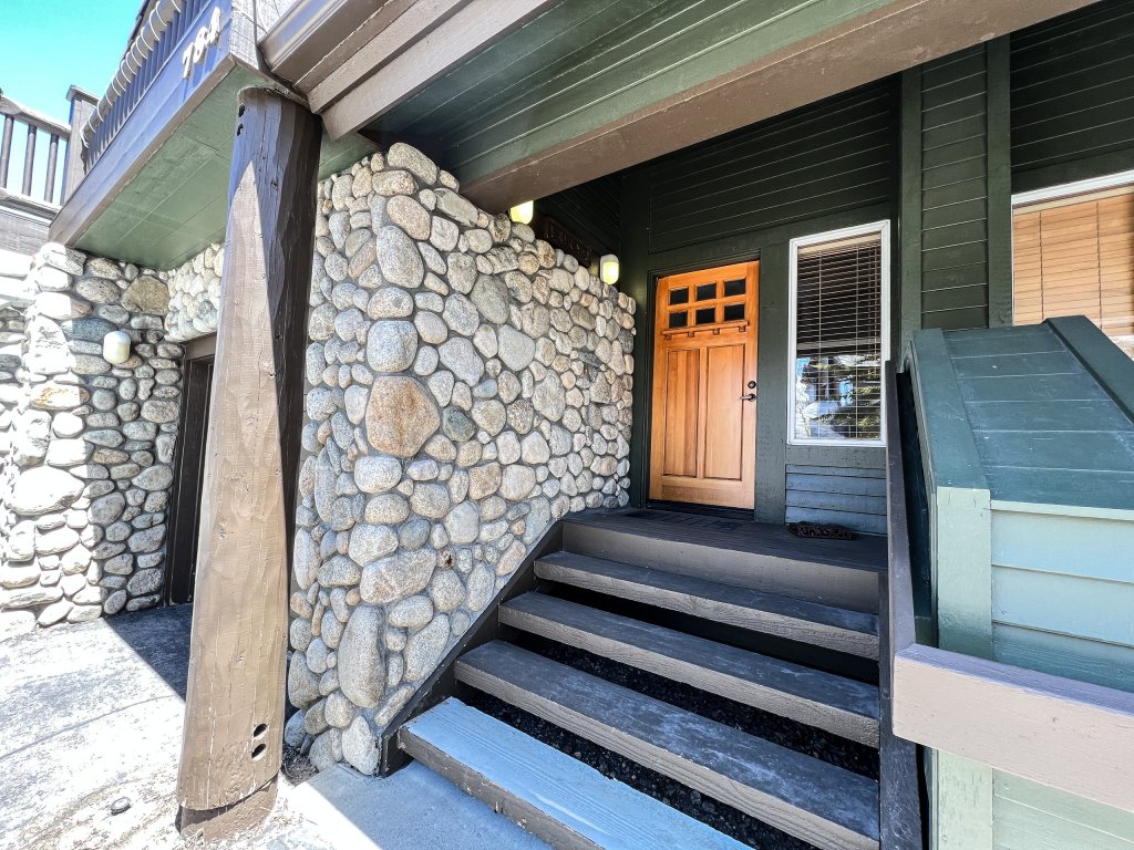 Snowcreek V #784 Vacation Rental in Mammoth Lakes - RedAwning