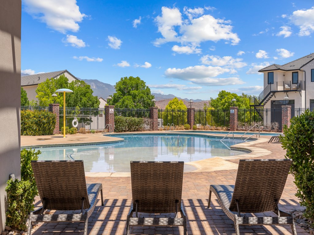 The Sand Hollow Retreat Vacation Rental in Hurricane - RedAwning