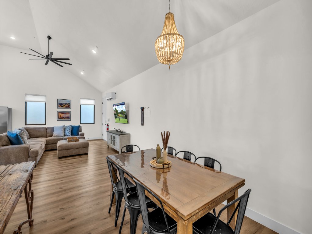 The Sand Hollow Retreat Vacation Rental in Hurricane - RedAwning