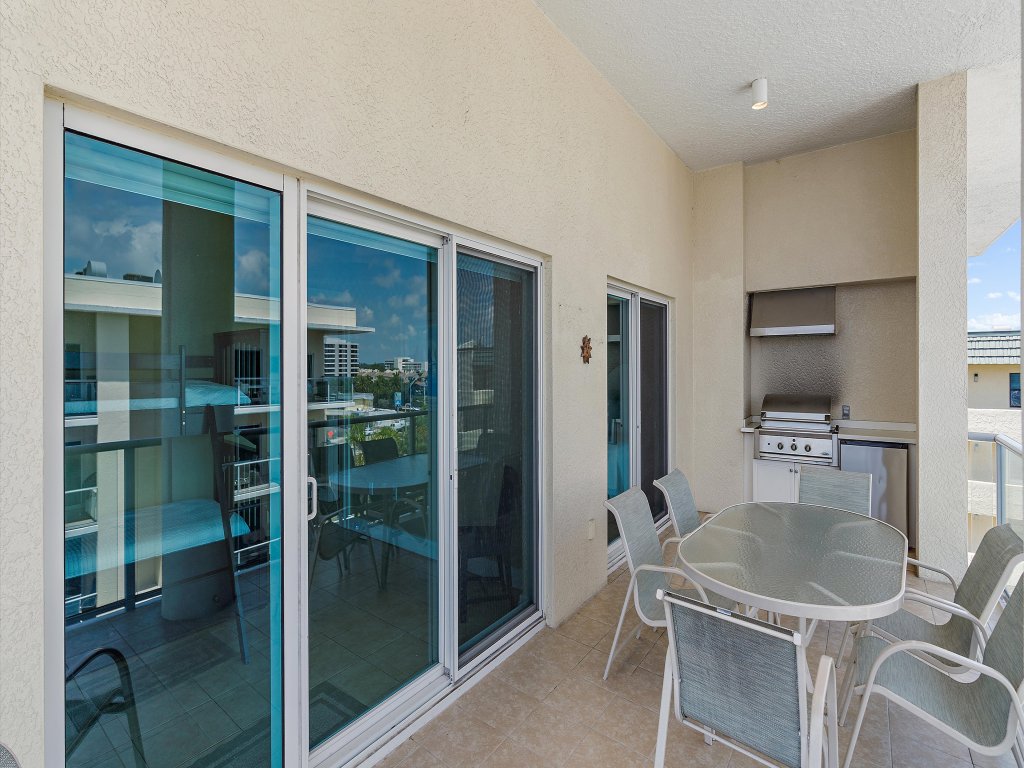 Crescent Siesta Key Charmer Vacation Rental in Siesta Key - RedAwning