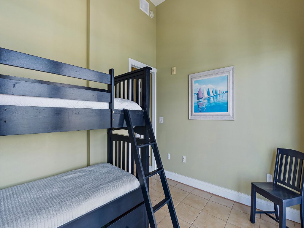 Crescent Siesta Key Charmer Vacation Rental in Siesta Key - RedAwning