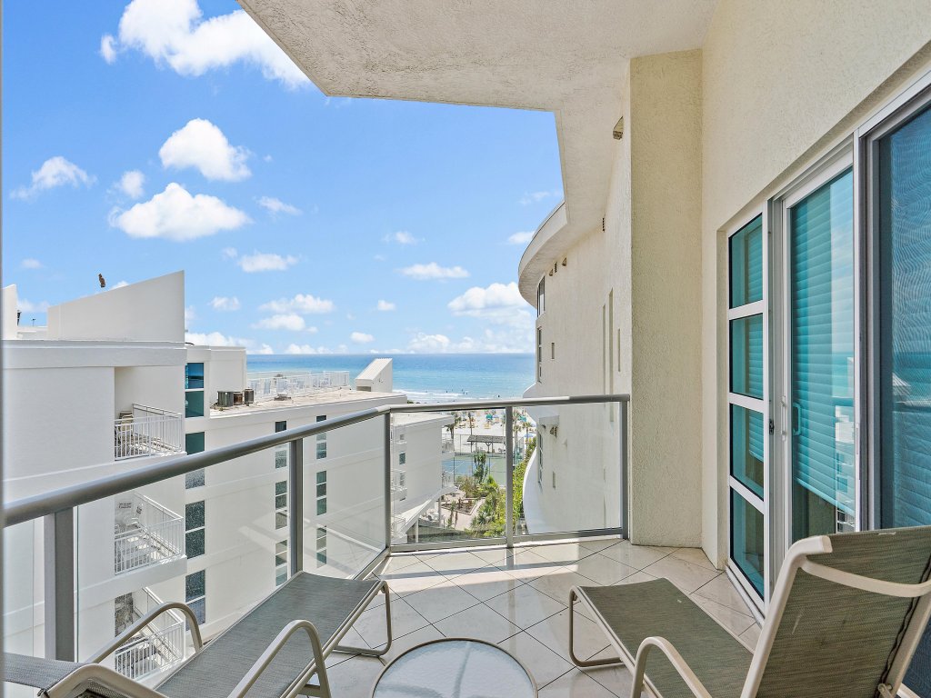 Crescent Siesta Key Charmer Vacation Rental in Siesta Key - RedAwning