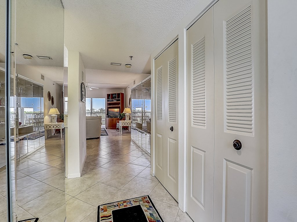 Buttonwood Bliss Vacation Rental in Longboat Key - RedAwning