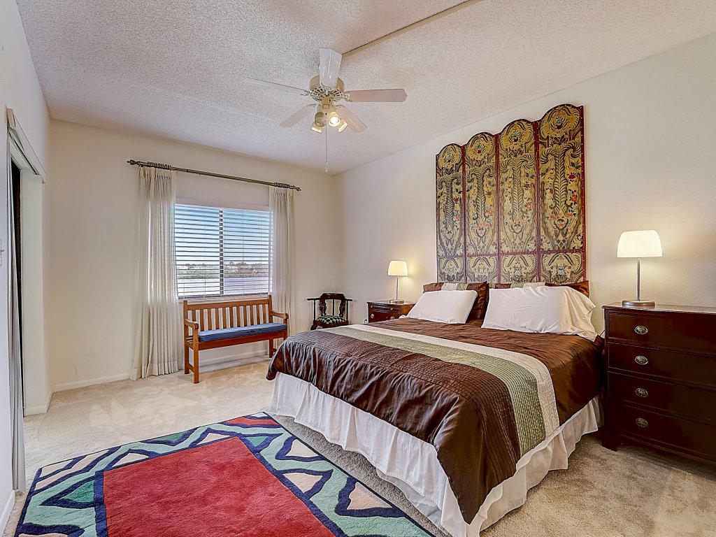 Buttonwood Bliss Vacation Rental in Longboat Key - RedAwning
