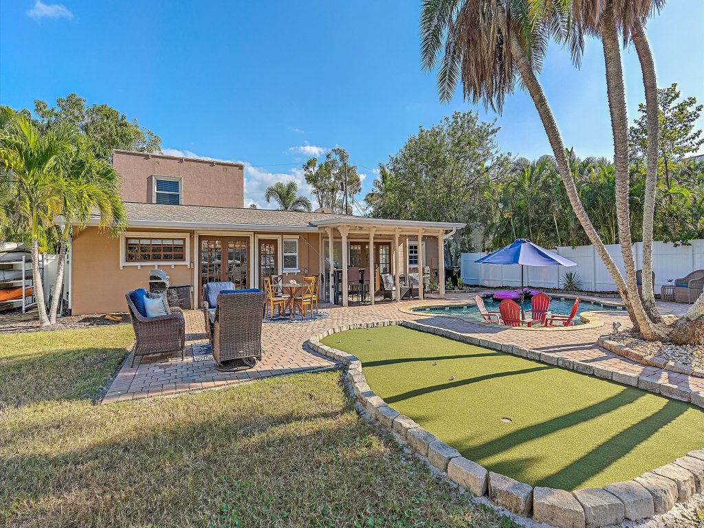 Decked Out on Marbury Vacation Rental in Longboat Key - RedAwning