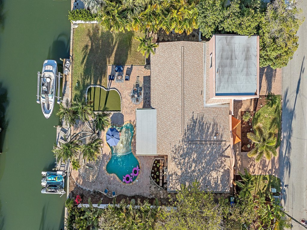 Decked Out on Marbury Vacation Rental in Longboat Key - RedAwning