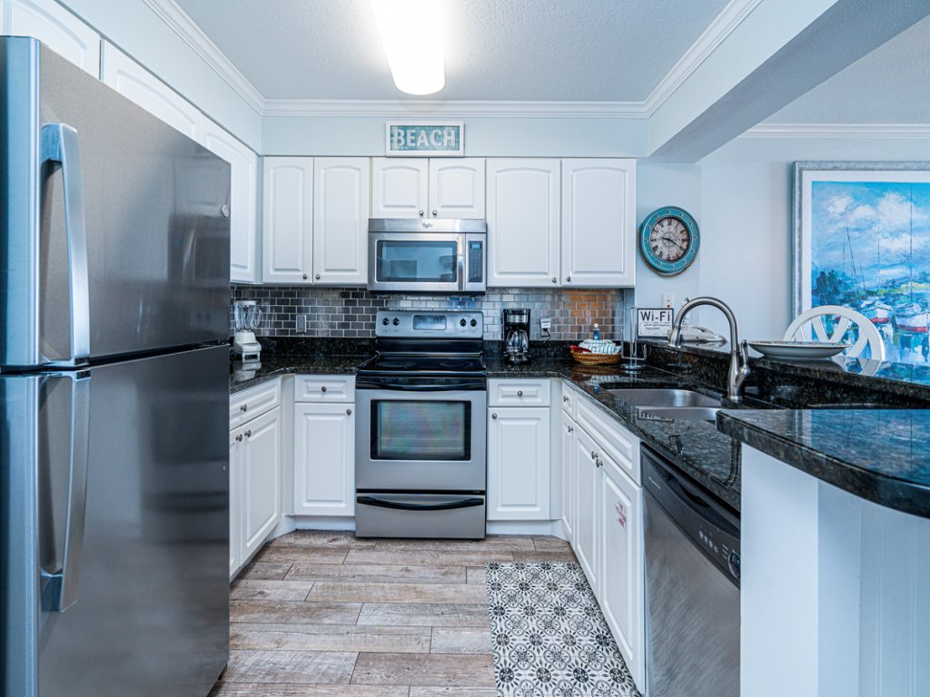 Pelican312 Vacation Rental in Destin - RedAwning