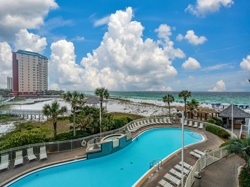 Pelican312 Vacation Rental in Destin - RedAwning