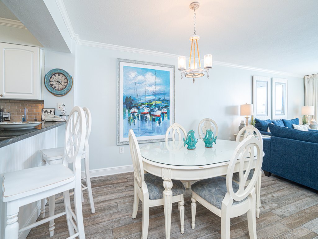 Pelican312 Vacation Rental in Destin - RedAwning
