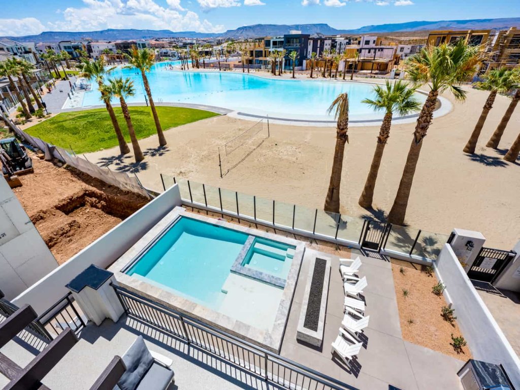 The Beach Front Max Vacation Rental in St. George - RedAwning