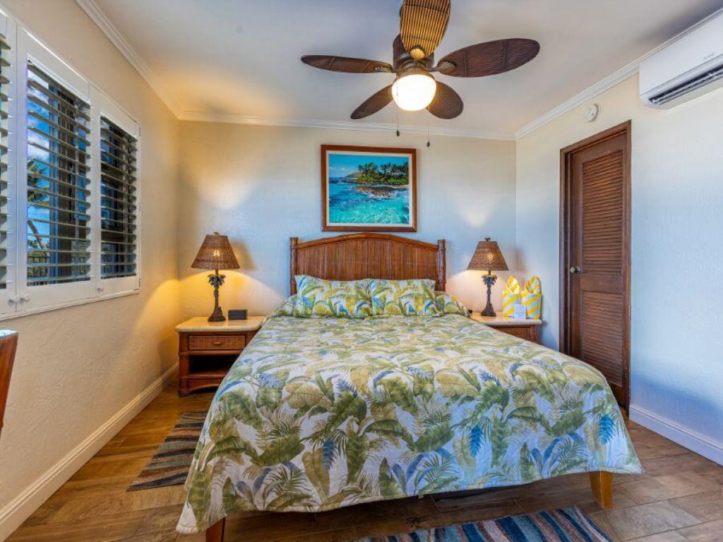 MENEHUNE SHORES #210 Vacation Rental in Hawaii - RedAwning