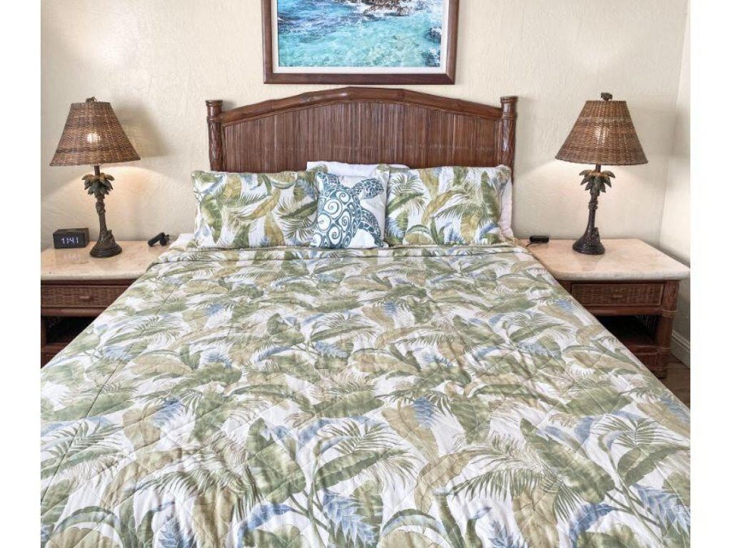 MENEHUNE SHORES #210 Vacation Rental in Hawaii - RedAwning