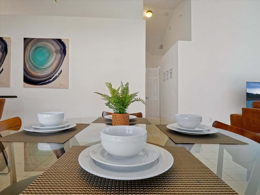AV410VD Relax Retreat Villa in Aviana Resort Vacation Rental in Davenport - RedAwning