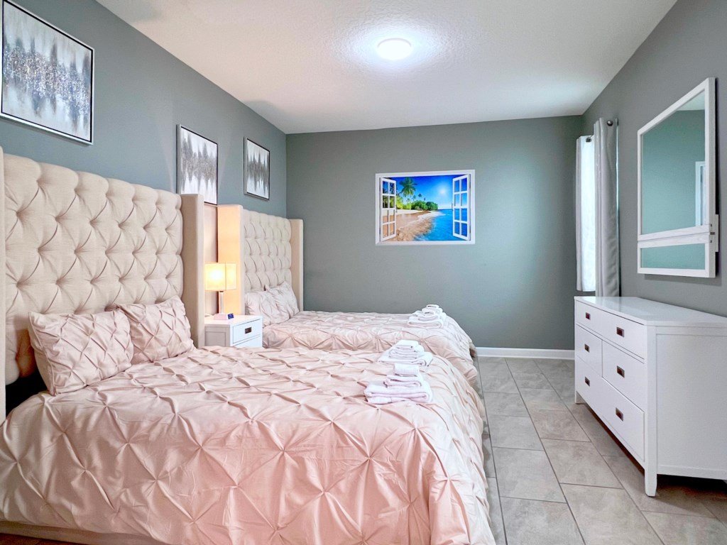 8 Bed Storey Lake Resort- Huge Bedroom for Kids Vacation Rental in Kissimmee - RedAwning