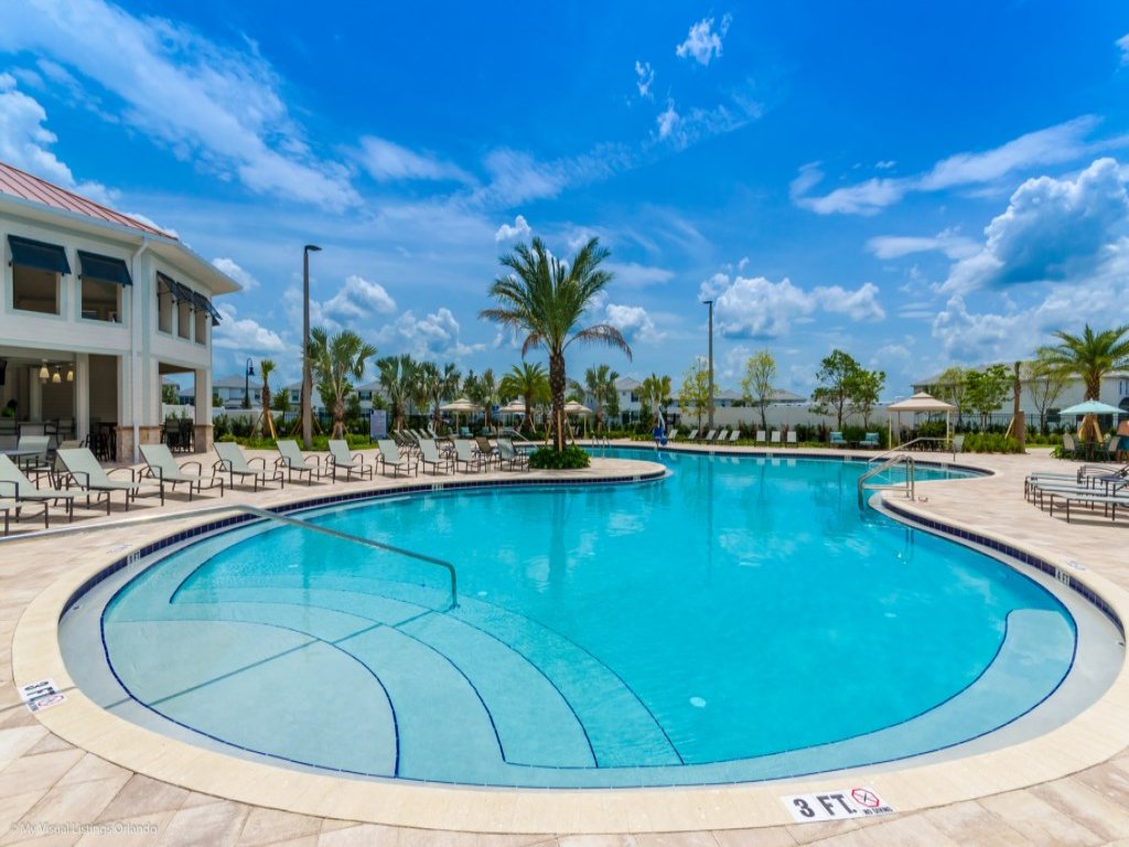 8 Bed Storey Lake Resort- Huge Bedroom for Kids Vacation Rental in Kissimmee - RedAwning