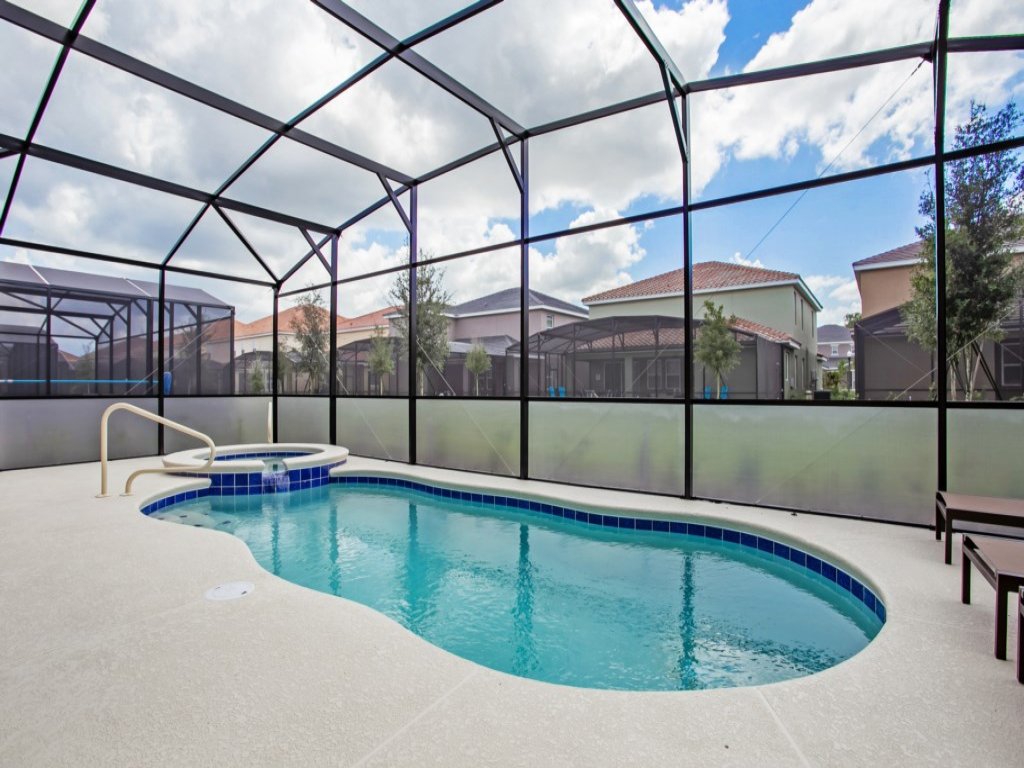 Amazing 7  Bedroom Solterra  New Resort  Home Vacation Rental in Davenport - RedAwning
