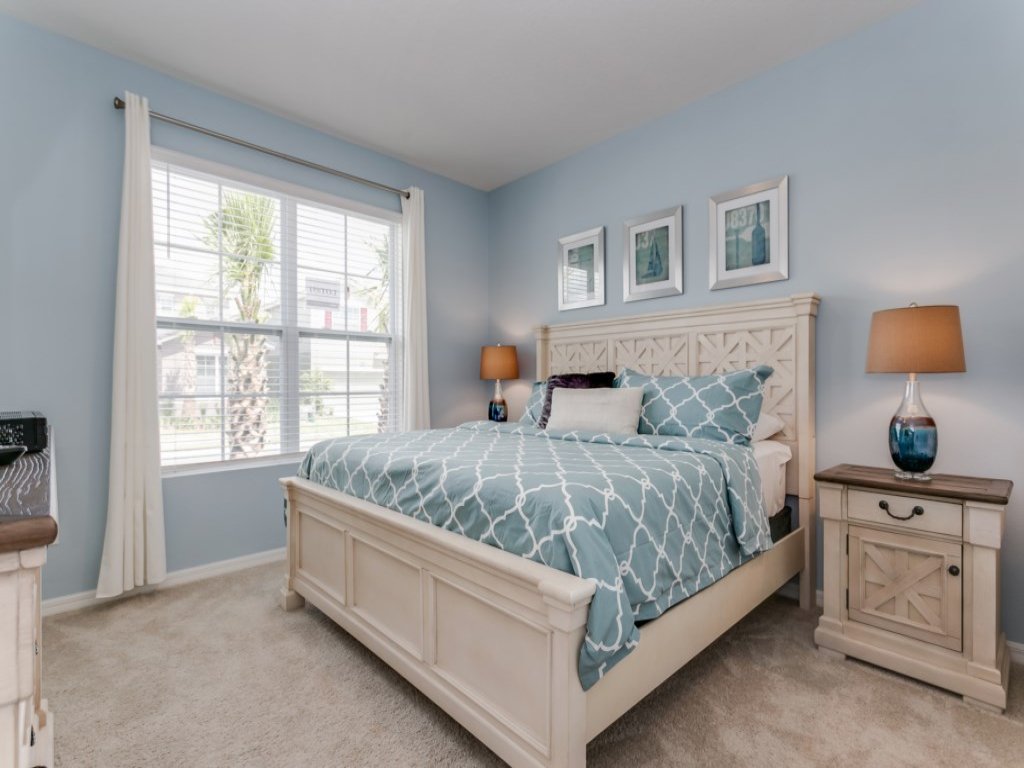 Amazing 7  Bedroom Solterra  New Resort  Home Vacation Rental in Davenport - RedAwning