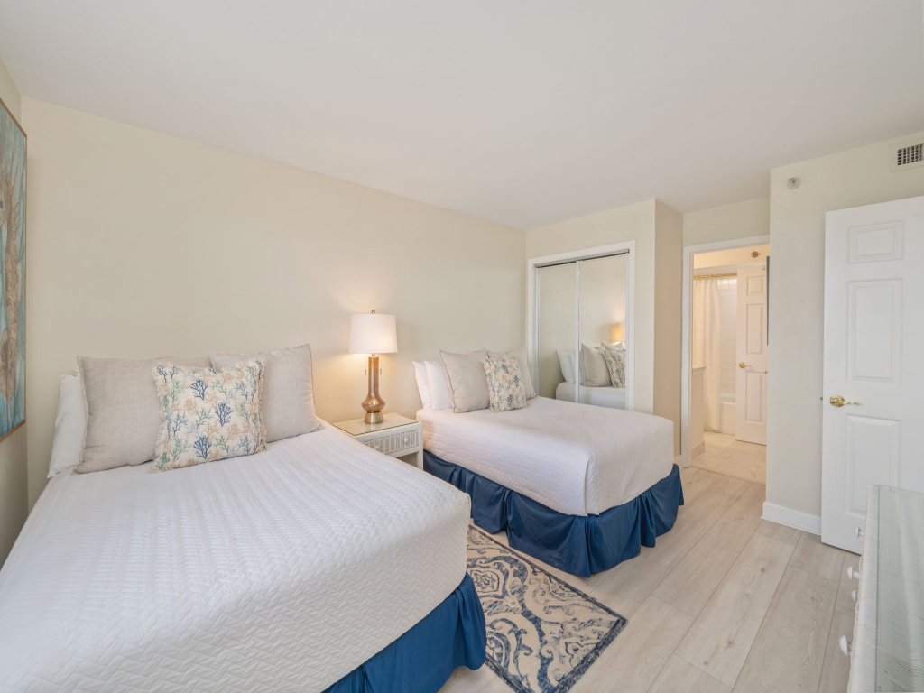 HD1605 Vacation Rental in Miramar Beach - RedAwning