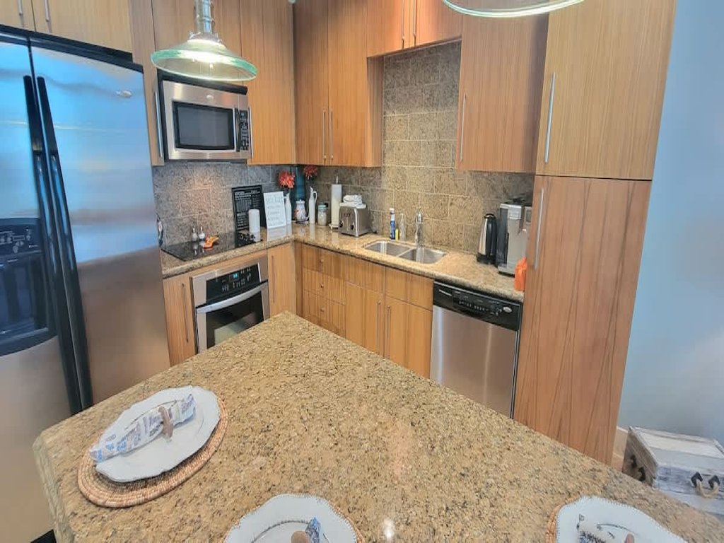 17th Floor 3BR, SpaceX Views, Sapphire Resort SPI Vacation Rental in South Padre Island - RedAwning