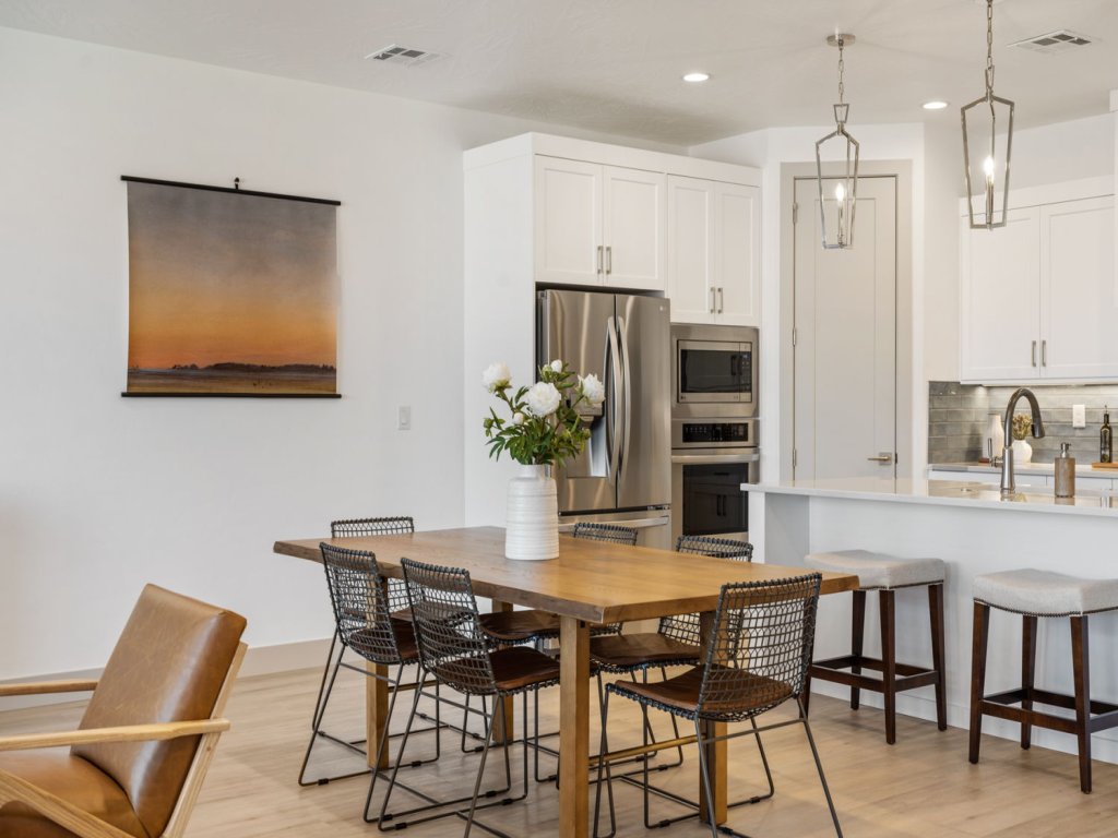 Lagoon Vibes Vacation Rental in St. George - RedAwning