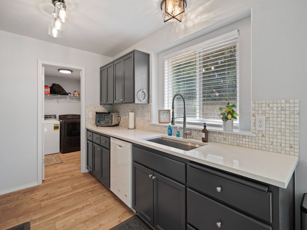 Redmond Rest Vacation Rental in Redmond - RedAwning