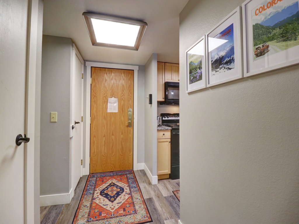 CM325 Copper Mtn Inn - Pet Friendly Vacation Rental in Copper Mountain - RedAwning