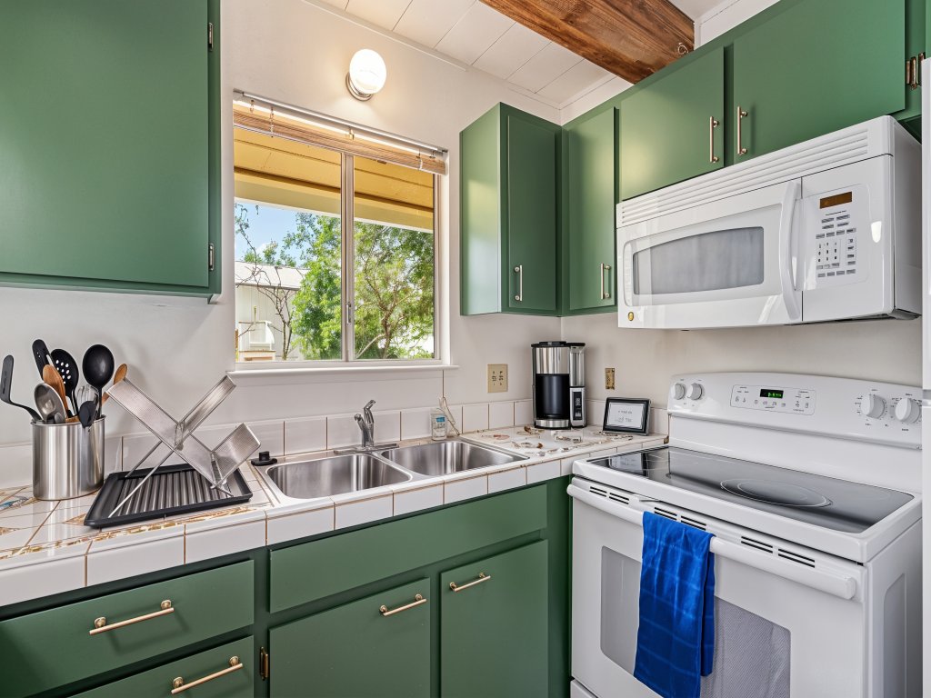 Marina Beach Cabin - Dog-Friendly Home with Deck! Vacation Rental in California - RedAwning