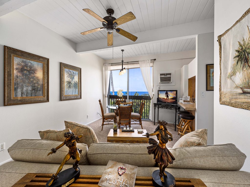 Kona Mansions#211 Vacation Rental in Kailua Kona - RedAwning